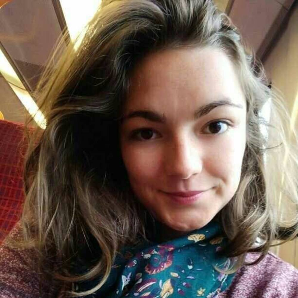 Meet your Posher, Madeline
